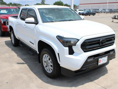 Certified 2025 Toyota Tacoma SR5