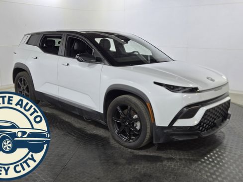 Used 2023 Fisker Ocean Ultra image 1