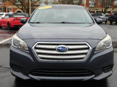 Used 2017 Subaru Legacy 2.5i Premium image 2