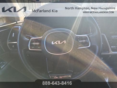 Used 2022 Kia Sorento S image 16