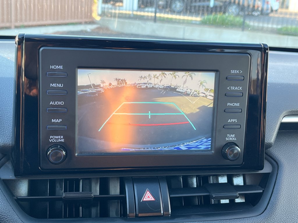 Used 2019 Toyota RAV4 XLE w/ Convenience Package FWD image 20