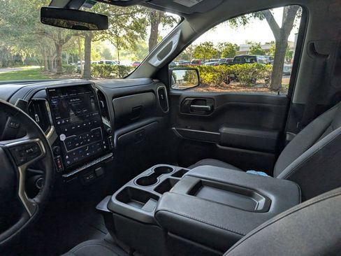 Used 2022 Chevrolet Silverado 1500 RST AWD/4WD image 14