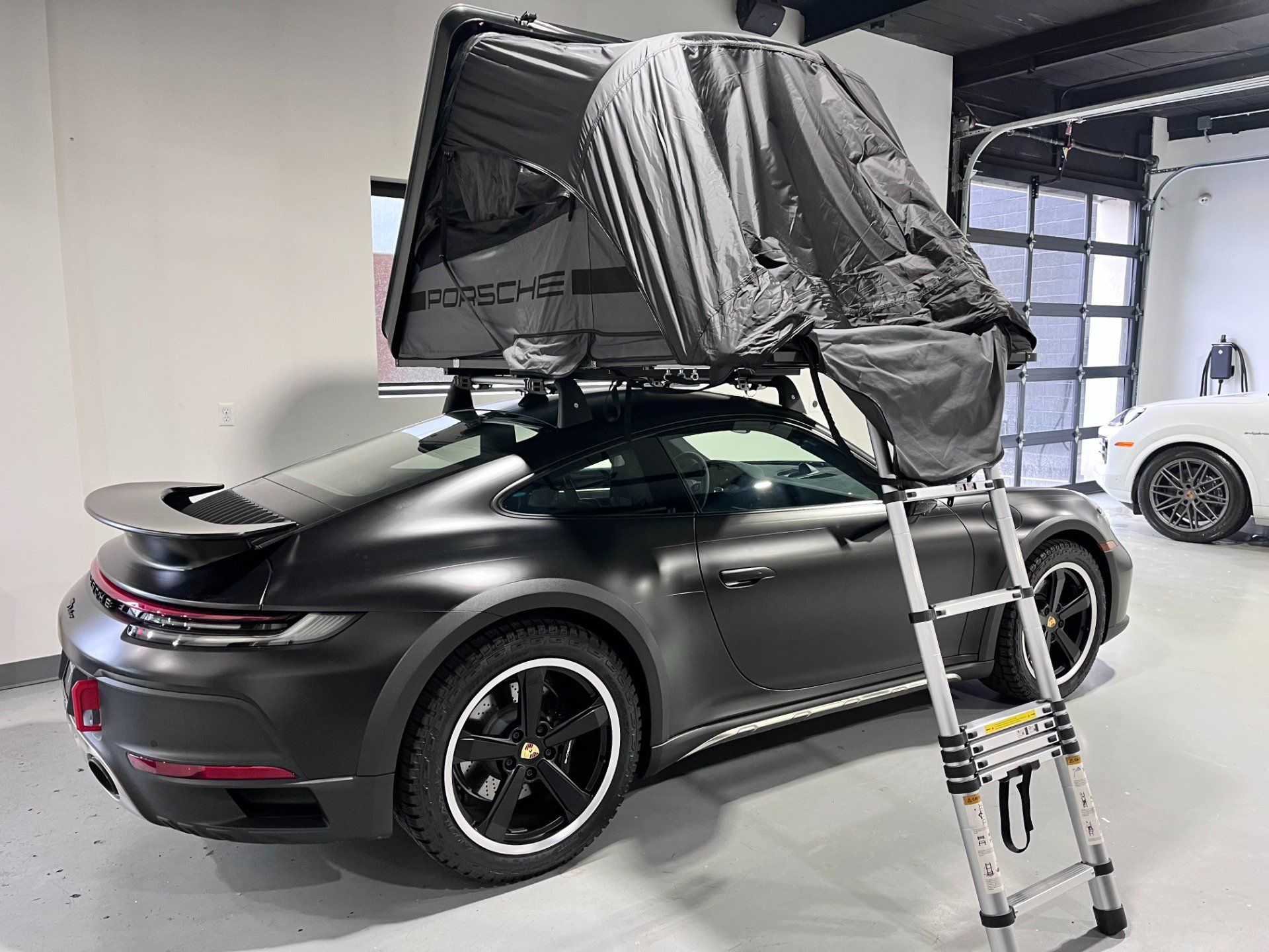 Used 2024 Porsche 911 Dakar AWD/4WD image 2