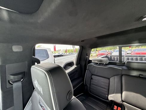 Certified 2025 GMC Sierra 1500 AT4X w/ AT4X AEV Edition AWD/4WD image 10
