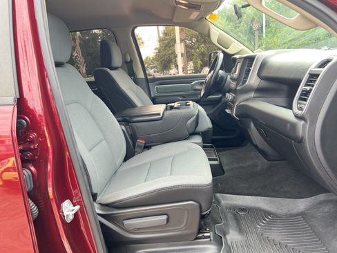 Used 2020 RAM 1500 Big Horn AWD/4WD image 30