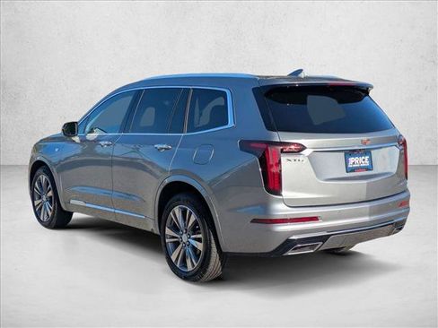 Used 2025 Cadillac XT6 Premium Luxury w/ LPO, Floor Liner Package image 8