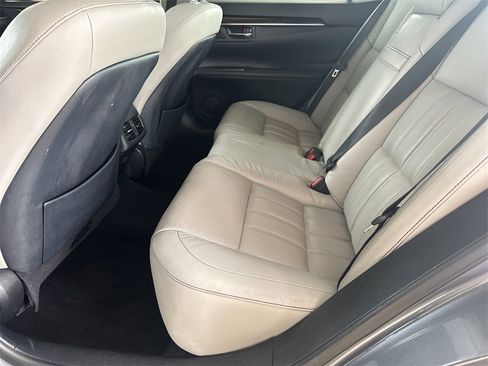 Used 2016 Lexus ES 350 image 30