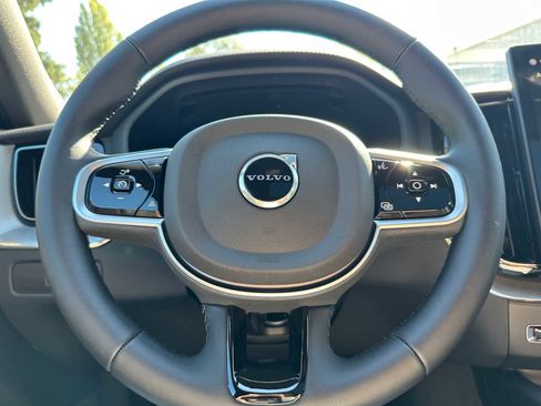 New 2026 Volvo XC60 B5 Ultra w/ Climate Package image 24