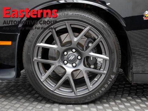 Used 2019 Dodge Challenger R/T Scat Pack RWD image 9