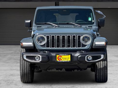 Used 2025 Jeep Wrangler Unlimited Sahara AWD/4WD image 10