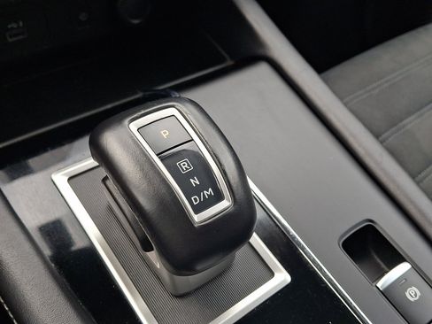 Used 2024 Mitsubishi Outlander SE AWD/4WD image 30