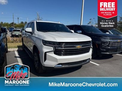 Used 2023 Chevrolet Suburban LT w/ Luxury Package