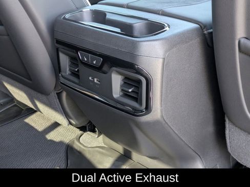 Used 2025 GMC Sierra 1500 AT4X image 35