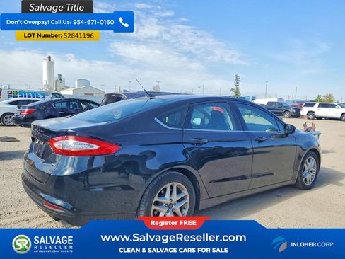 Used 2014 Ford Fusion SE FWD image 4