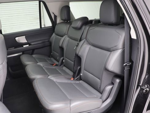 Used 2025 Ford Expedition Max Active image 13