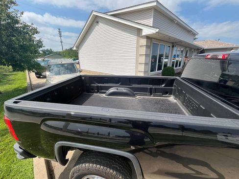 Used 2017 GMC Sierra 3500 4x4 Regular Cab image 4