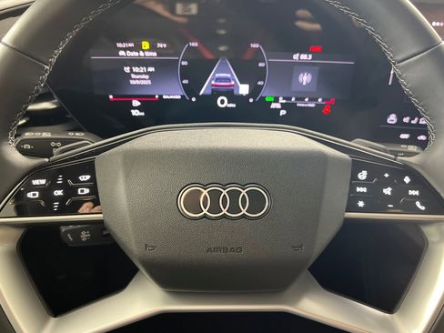 New 2025 Audi Q5 Premium Plus image 23