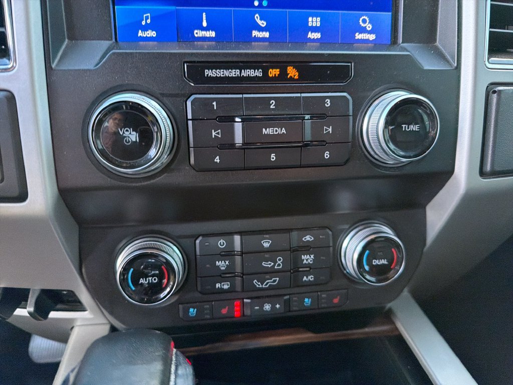 Used 2020 Ford F150 Lariat w/ Equipment Group 502A Luxury AWD/4WD image 18