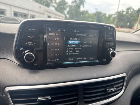 Used 2020 Hyundai Tucson Limited w/ Cargo Package FWD image 2