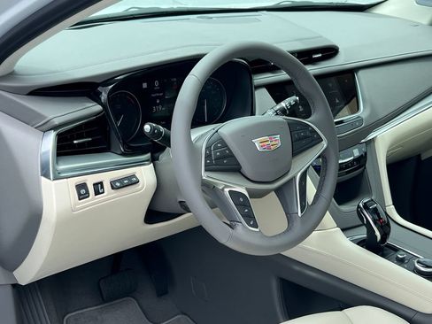 New 2026 Cadillac XT5 Premium Luxury w/ LPO, ONYX Package FWD image 7