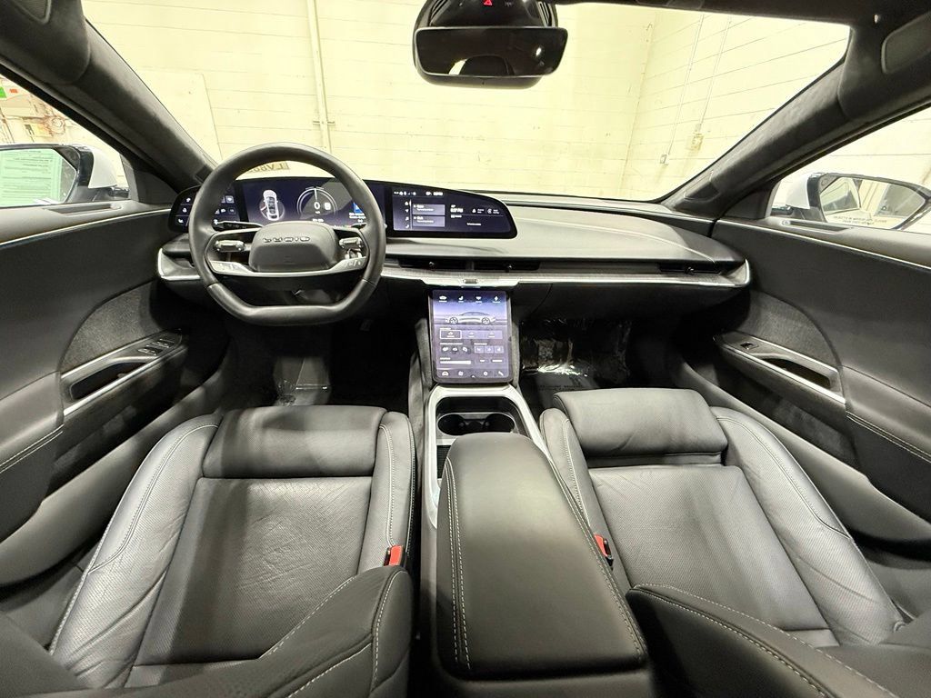 Used 2024 Lucid Air Touring AWD/4WD image 30