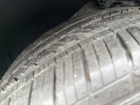 Used 2024 Buick Envista Sport Touring image 12