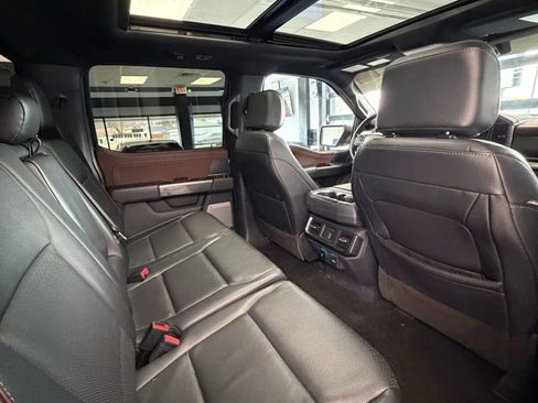 Used 2022 Ford F150 Lariat w/ Equipment Group 502A High image 24