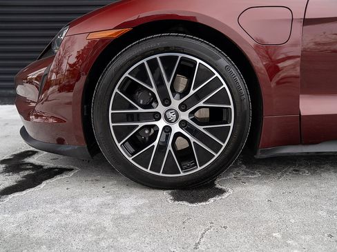 Certified 2023 Porsche Taycan image 19