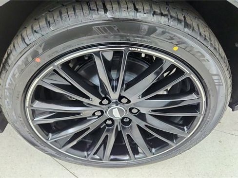 Used 2025 Cadillac Lyriq Sport image 60