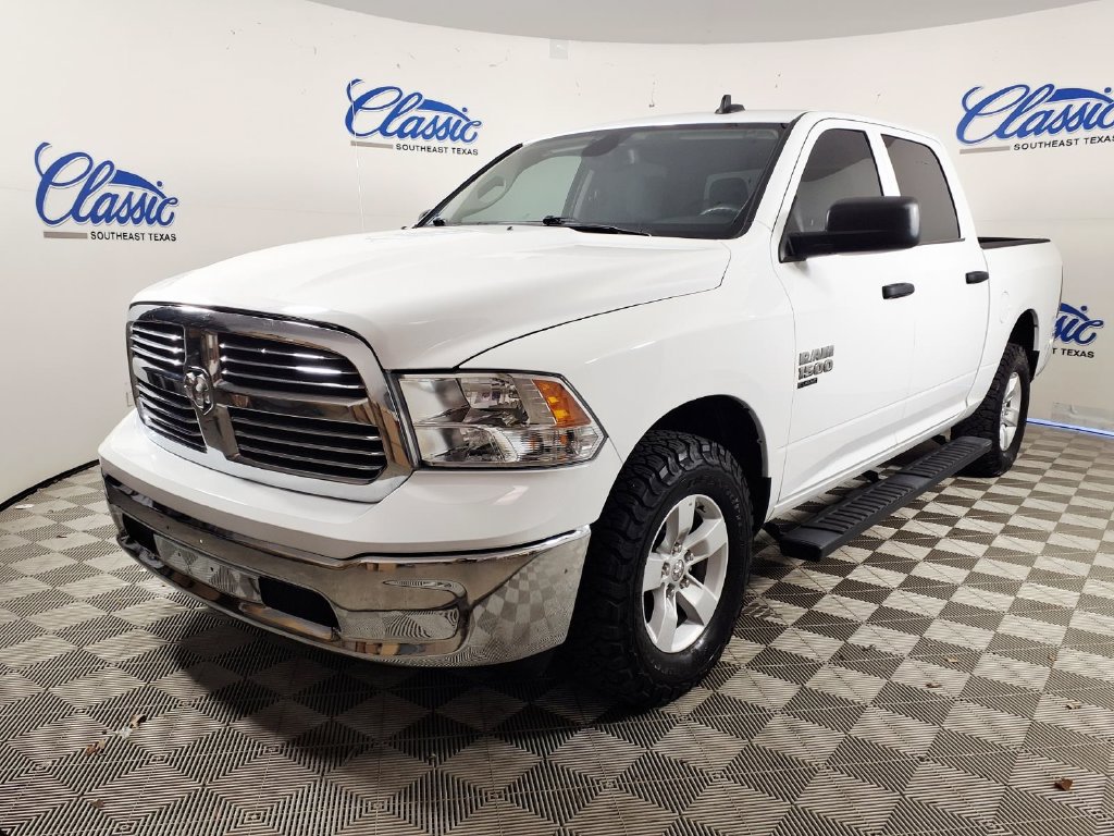 Used 2023 RAM 1500 Classic SLT w/ Electronics Group AWD/4WD image 3