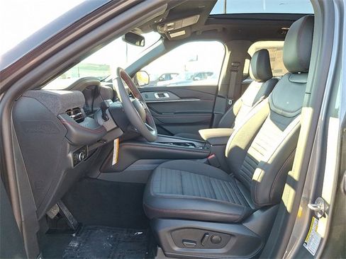 New 2026 Ford Explorer ST-Line w/ ST-Line Street Pack image 10