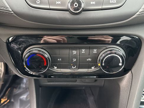 Used 2023 Buick Encore GX Preferred w/ Cold Weather Comfort Package image 20