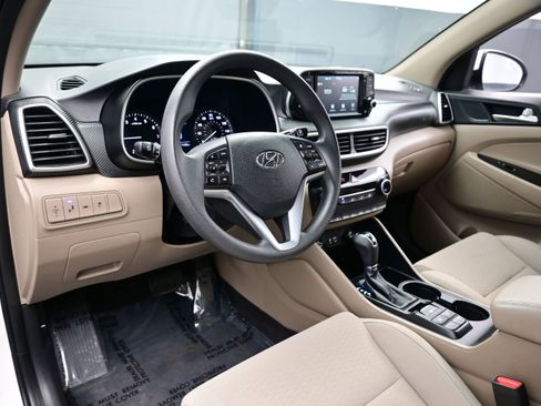 Certified 2021 Hyundai Tucson Value FWD image 13