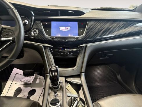 Certified 2024 Cadillac XT6 Premium Luxury w/ LPO, Floor Liner Package image 9