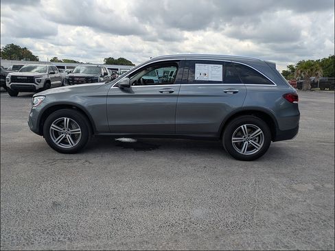 Used 2022 Mercedes-Benz GLC 300 w/ Premium Package Lite image 3