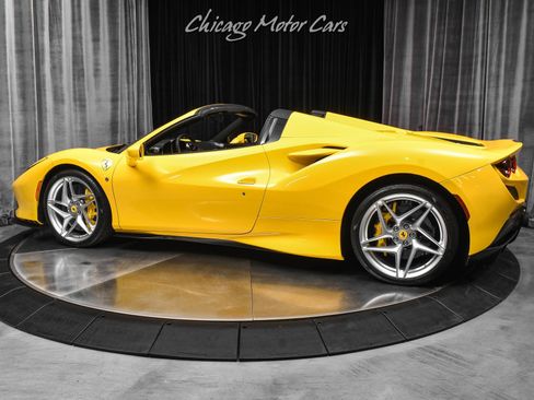 Used 2023 Ferrari F8 Tributo RWD image 3