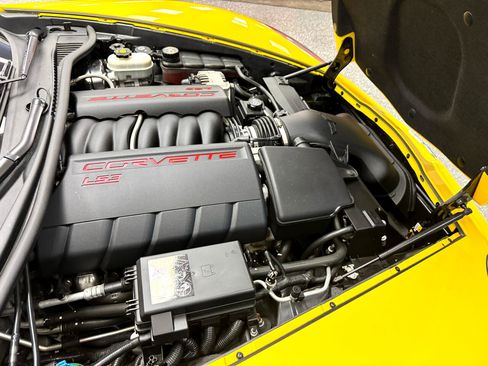 Used 2011 Chevrolet Corvette Grand Sport w/ Preferred Equipment Group image 18