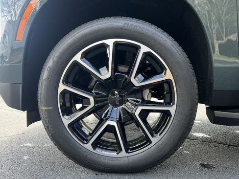 New 2026 Chevrolet Suburban RST w/ Comfort Package image 40