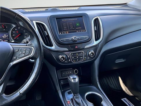 Certified 2020 Chevrolet Equinox LT FWD image 12