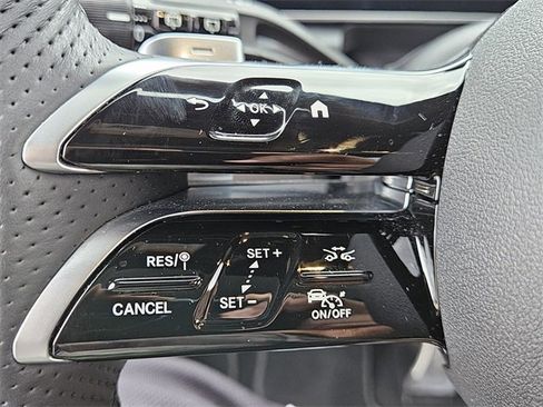 Used 2023 Mercedes-Benz GLC 300 image 22