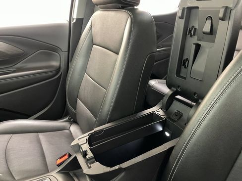 Used 2022 GMC Terrain SLT w/ Infotainment Package II AWD/4WD image 35
