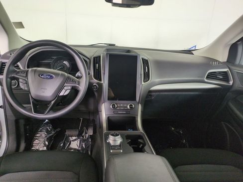 Used 2023 Ford Edge SE w/ Black Appearance Package image 14