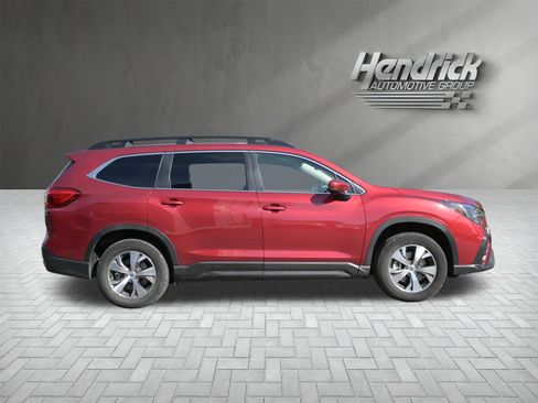 Used 2025 Subaru Ascent Premium AWD/4WD image 10