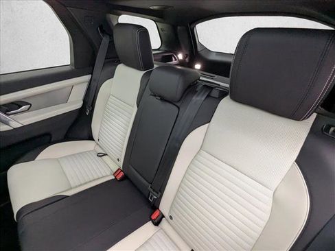 New 2026 Land Rover Discovery Sport Landmark AWD/4WD image 13