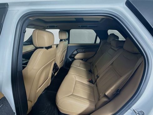 Used 2024 Land Rover Range Rover Sport SE image 18