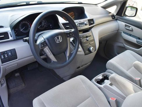 Used 2013 Honda Odyssey EX image 11
