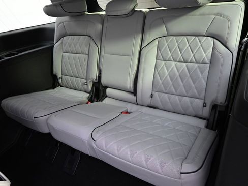 New 2026 Lincoln Navigator Black Label image 22