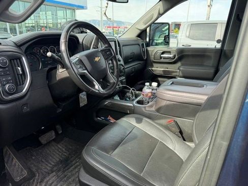 Used 2022 Chevrolet Silverado 3500 LTZ w/ LTZ Plus Package image 9