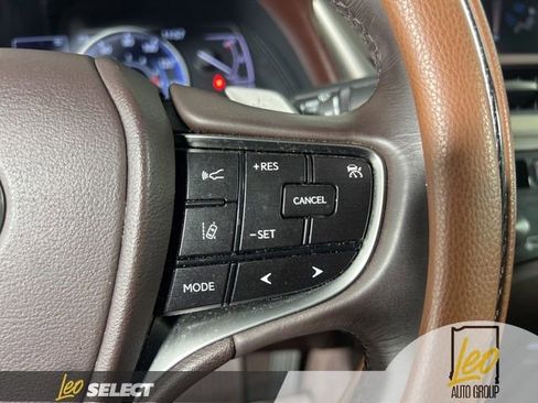 Used 2020 Lexus ES 350 w/ Accessory Package 2 FWD image 19