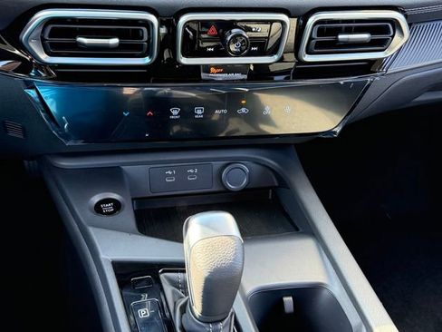 New 2026 Nissan Sentra SV w/ Floor Mat Package FWD image 18